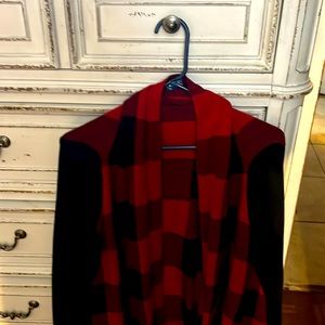 Buffalo plaid sweater. Excellent condition. Size 1 torrid